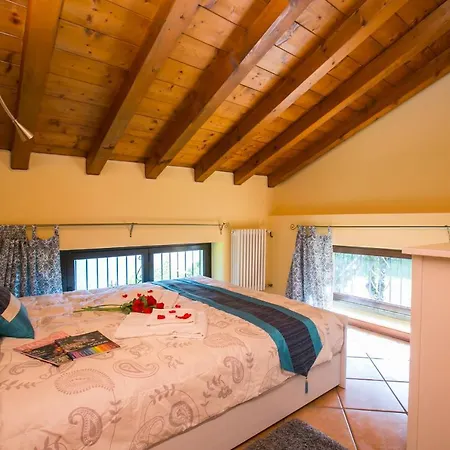 Vakantiehuis Sleeps 10 Pool Cima