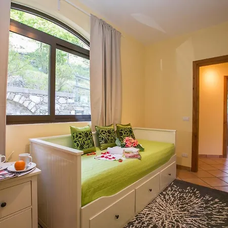 Sleeps 10 Pool Vakantiehuis *