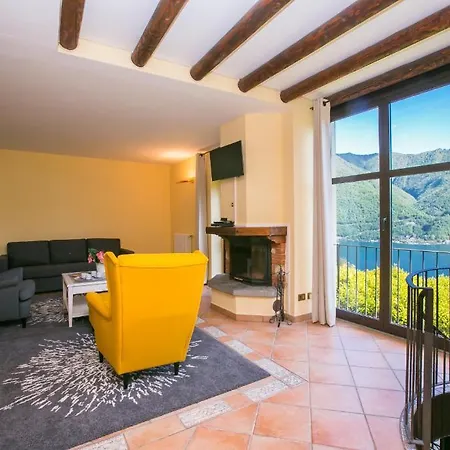 Sleeps 10 Pool *