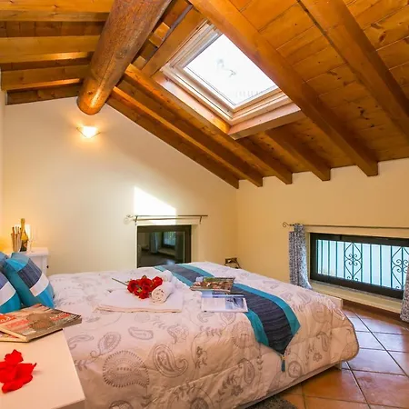 Sleeps 10 Pool *